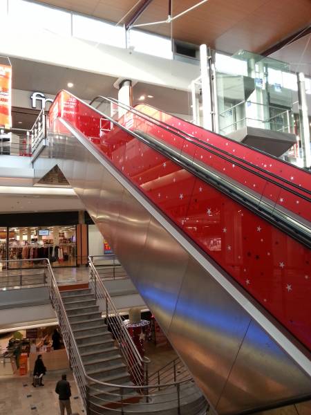 Vitrophanie escalator grand magasin Proche Deauville 14